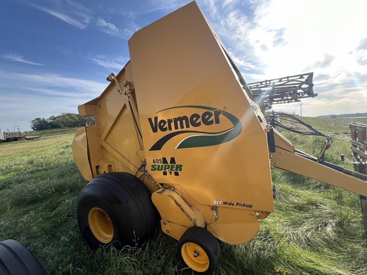 2013-vermeer-605sm-image-2