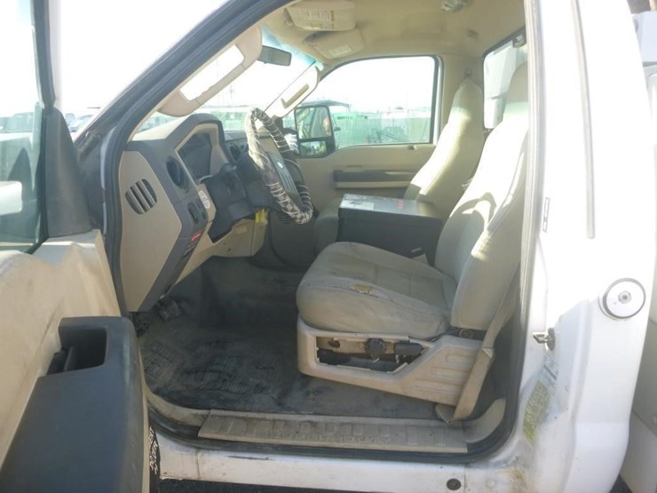 2008-ford-f350-image-21