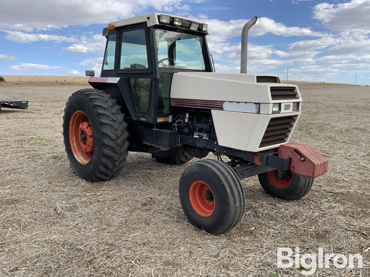 1984-case-2594-2wd-tractor-image-3