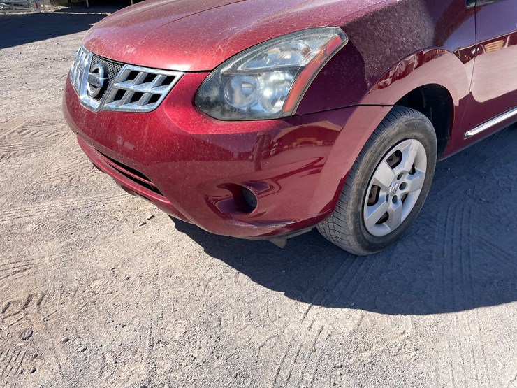 2015-nissan-rogue-image-2