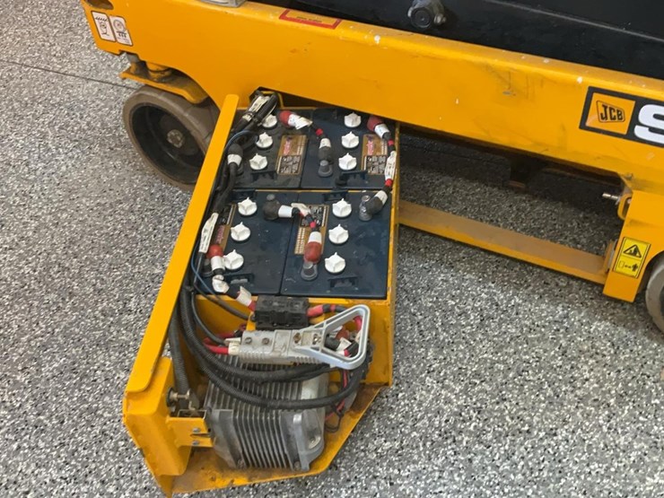 #406-•-jcb-s1930e-19'-scissor-lift-image-21