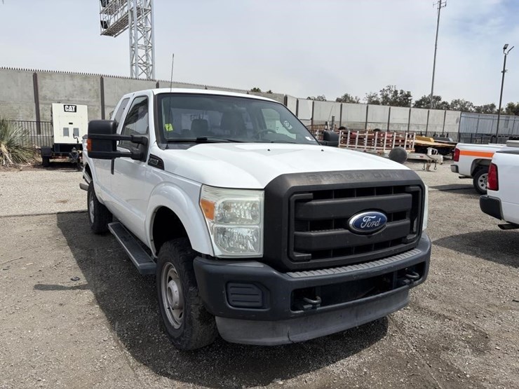 2011-ford-f250-image-2