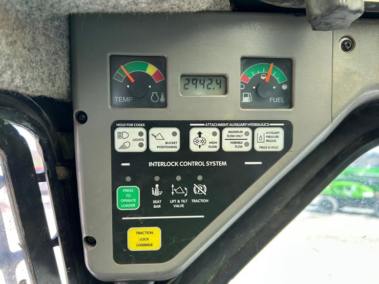 bobcat-t300-image-21