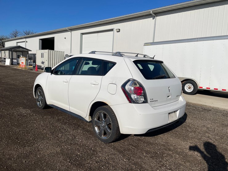 #2849-•-2008-pontiac-vibe-awd-hatchback-(has-wi-title)-image-7