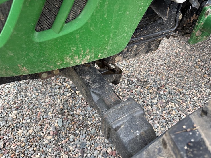 john-deere-4120-image-42