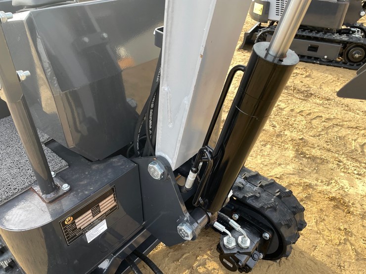 #1044-•-new-ats-d12d-mini-excavator-image-21