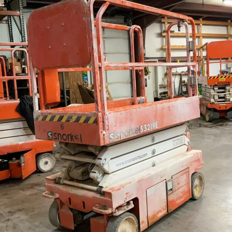 #413 • 2019 Snorkel 19' Scissor Lift