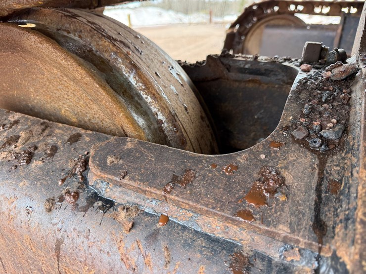 caterpillar-330d-image-120