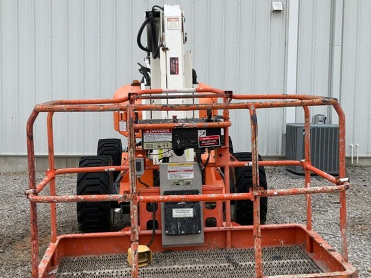 #302-•-2019-snorkel-46'-4wd-articulating-boom-lift-#3-image-5