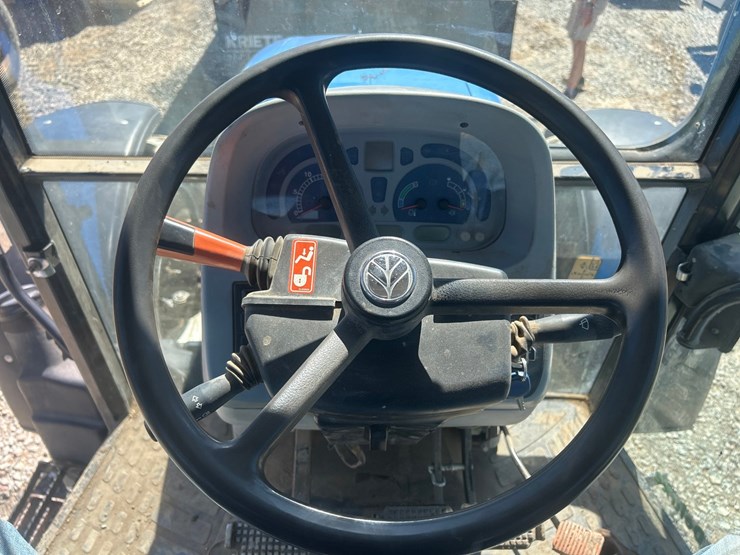 new-holland-t5070-image-51