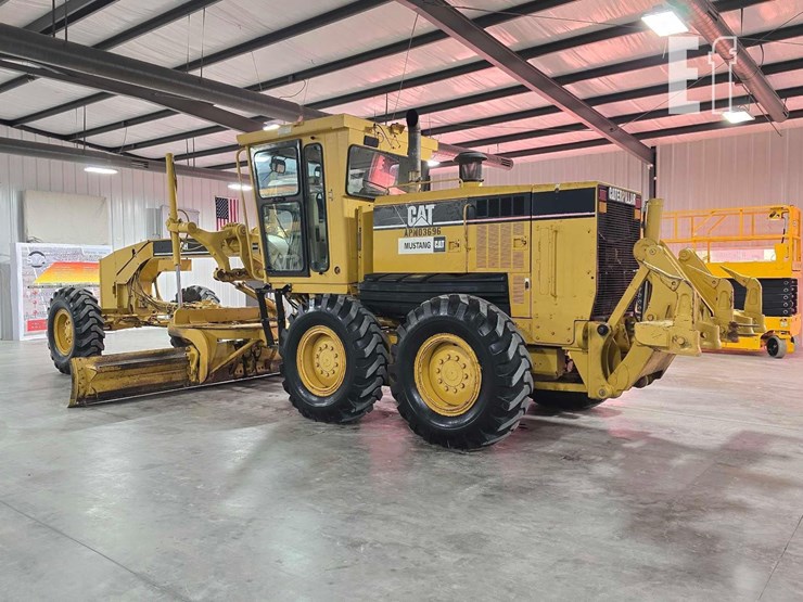 2007-caterpillar-140h-image-4