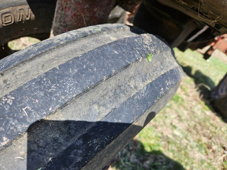 #525-•-farmall-super-m-tractor-image-38