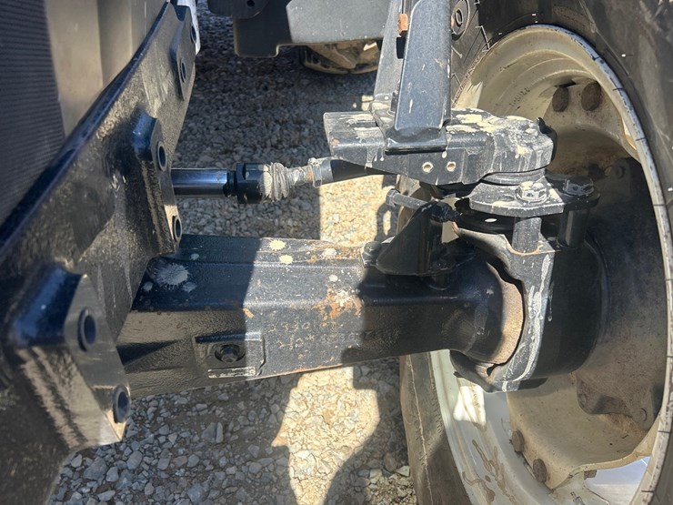 new-holland-t5070-image-12