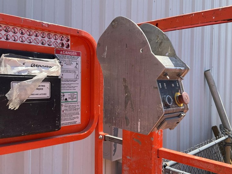 #427-•-snorkel-19'-scissor-lift-image-6