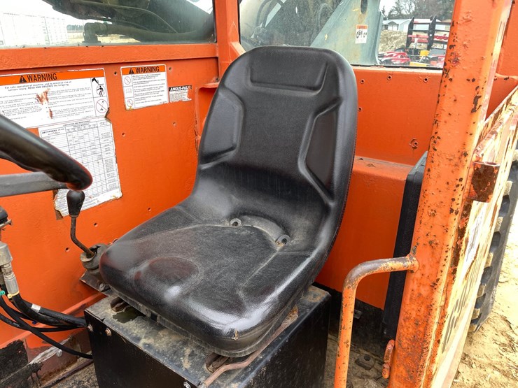 2005-jlg-g9-43a-image-53