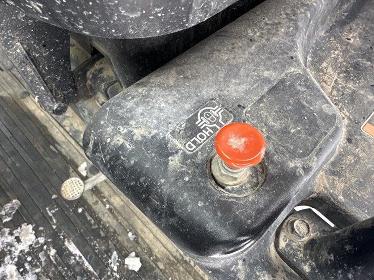 kubota-rtvx1140-image-24