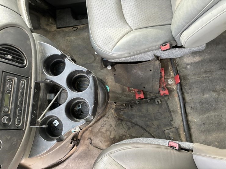 2008-ford-e350-image-21