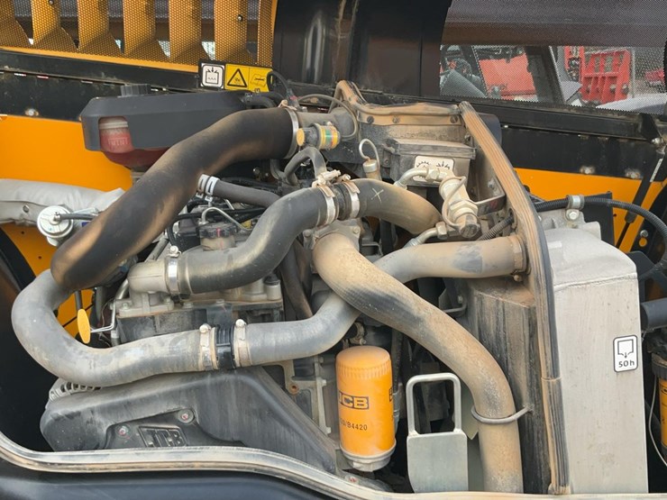 2022-jcb-510-56-image-6