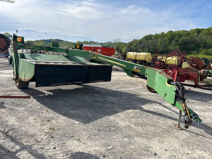 john-deere-630-image-1