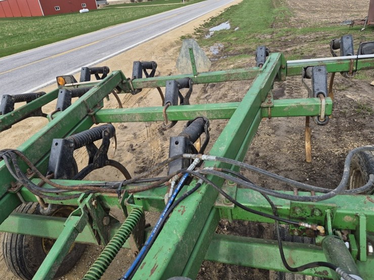 john-deere-714-image-10