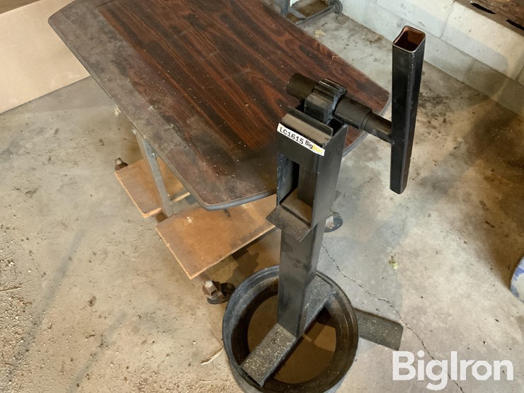 can-crusher-&-table-image-10