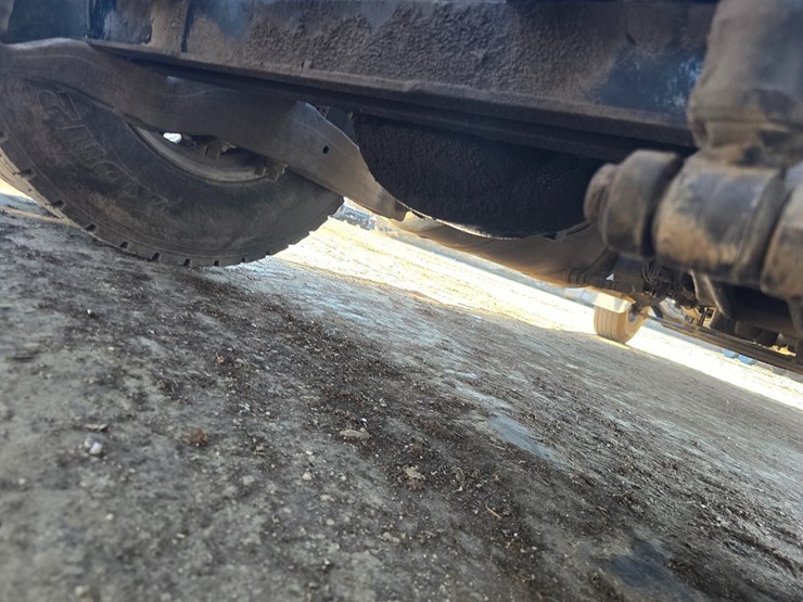 2019-peterbilt-567-image-92