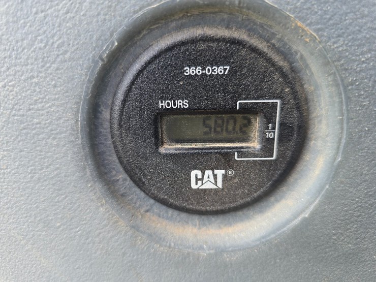 2005-caterpillar-420d-image-78