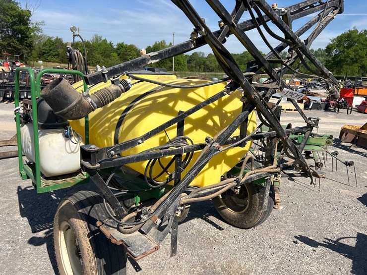 ag-spray-equipment-300-image-6