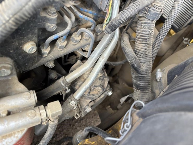 2015-yale-gdp80-forklift-image-33