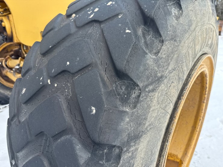 2019-champion-780a-image-80