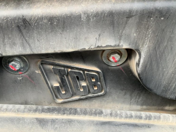 2022-jcb-510-56-image-9