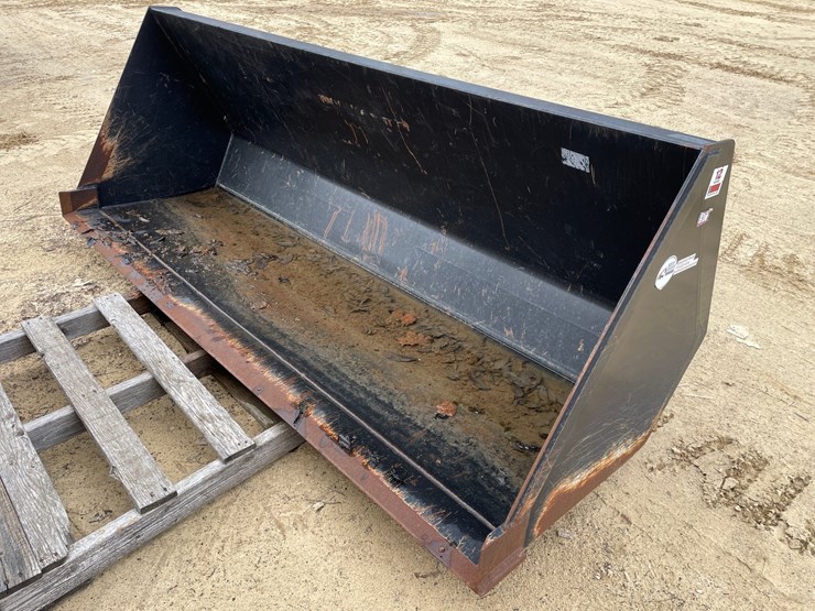 #7536-•-jlg-telehandler-bucket-image-1