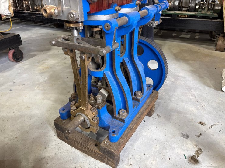 #11-•-antique-british-steam-deck-winch-engine-image-6