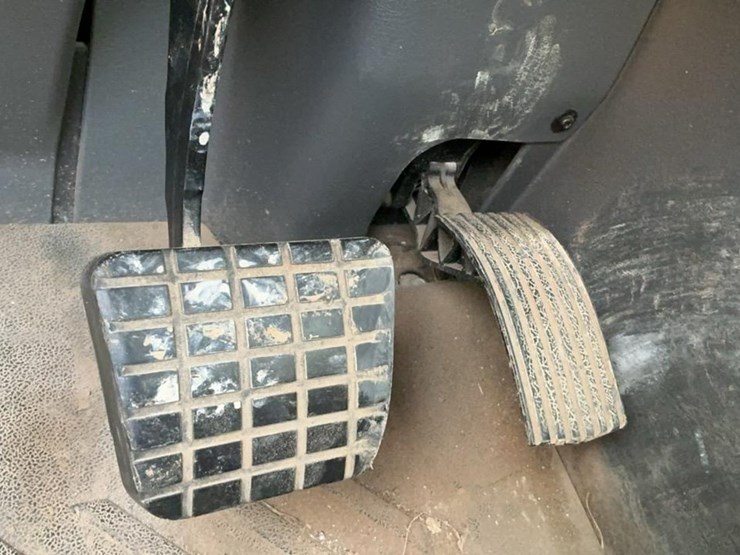 2017-international-prostar-image-26