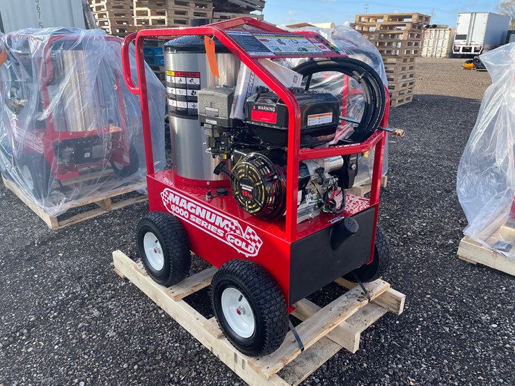 #3087-•-2026-magnum-4000-hot-water-pressure-washer-image-2