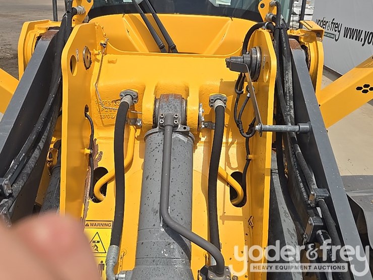 2021-volvo-l90h-image-22