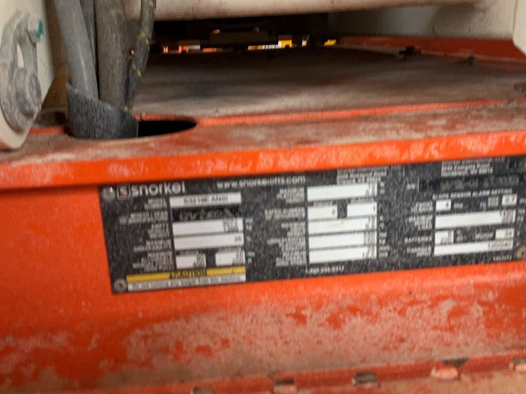 #430-•-2023-snorkel-19'-scissor-lift-image-7