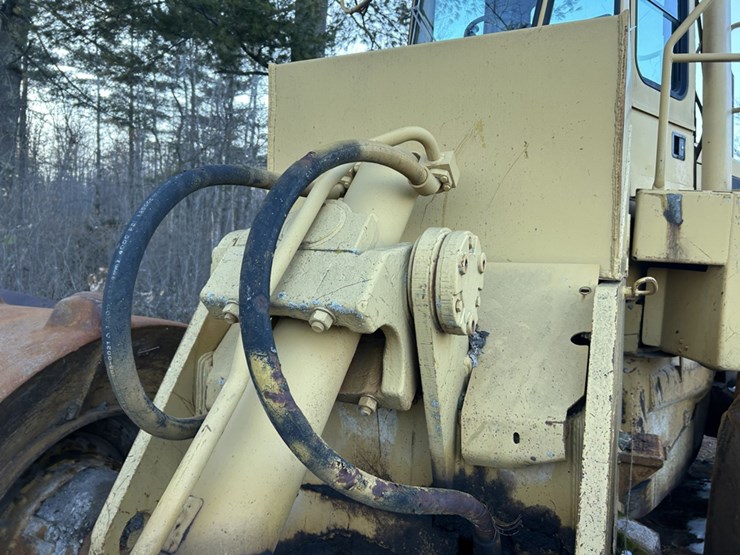 caterpillar-826c-image-12