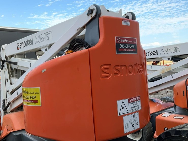 #304-•-2019-snorkel-46'-4wd-articulating-boom-lift-#2-image-11