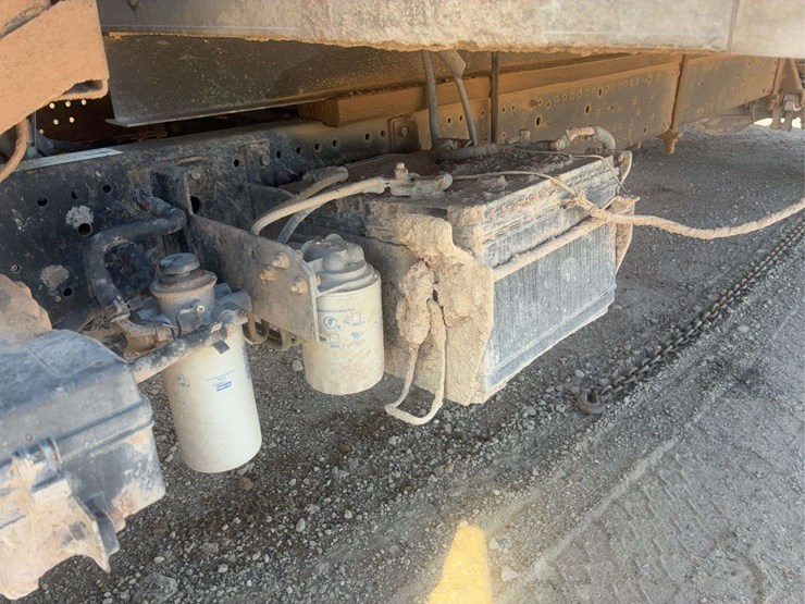 2006-isuzu-nqr-image-20