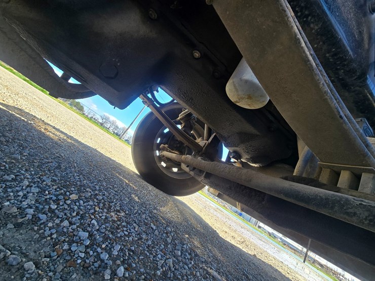 2005-peterbilt-379-image-50