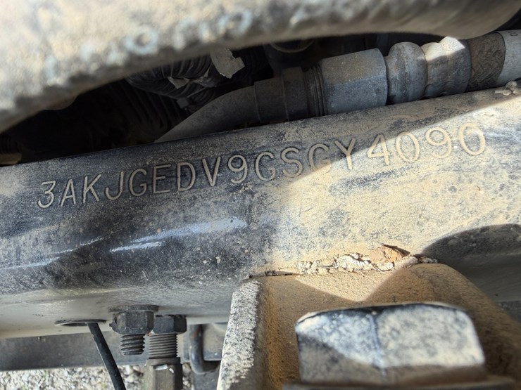 #45283-•-2016-freightliner-cascadia-daycab-truck-tractor-vin:-3akjgedv9gsgy4090-image-71