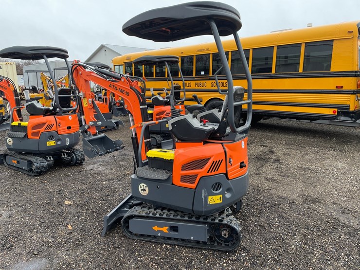 #3344-•-2026-ats-me18-mini-excavator-image-4