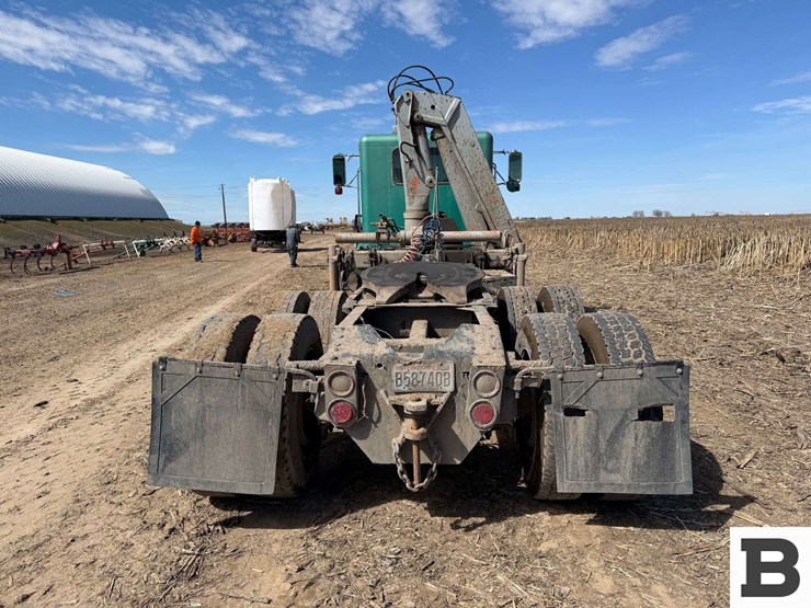 1990-peterbilt-377-image-4