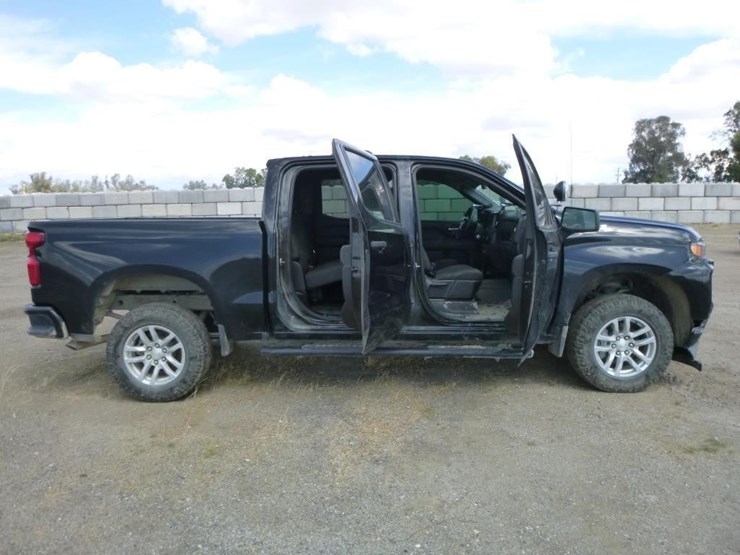 2022-chevrolet-silverado-1500-image-11