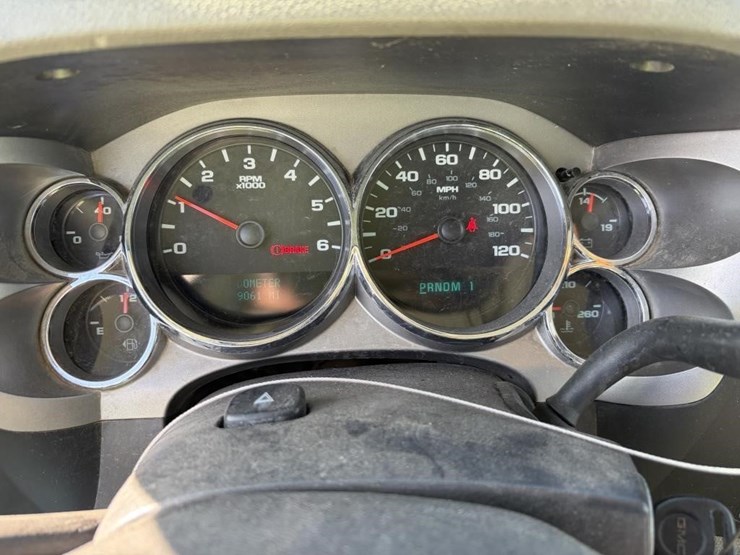 2012-gmc-sierra-3500-image-20