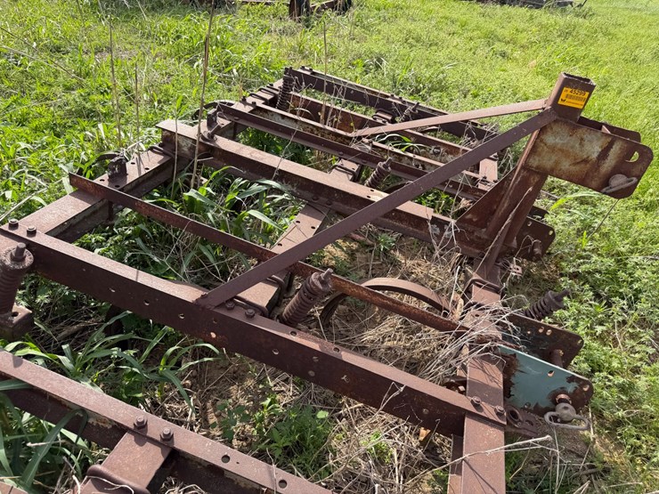 #45299-•-12'-chisel-plow-image-19