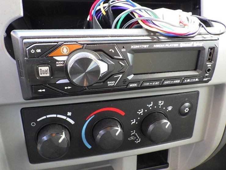 2005-dodge-dakota-image-31