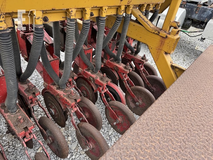 haybuster-107-image-10