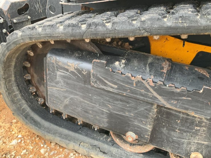 2022-jcb-215t-image-21